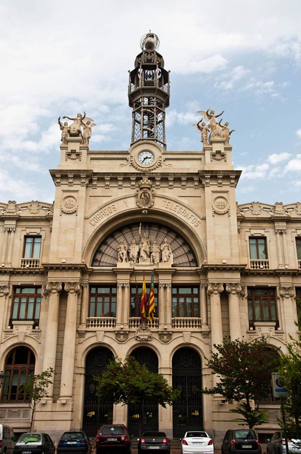 El edificio de Correos y Telegrafos